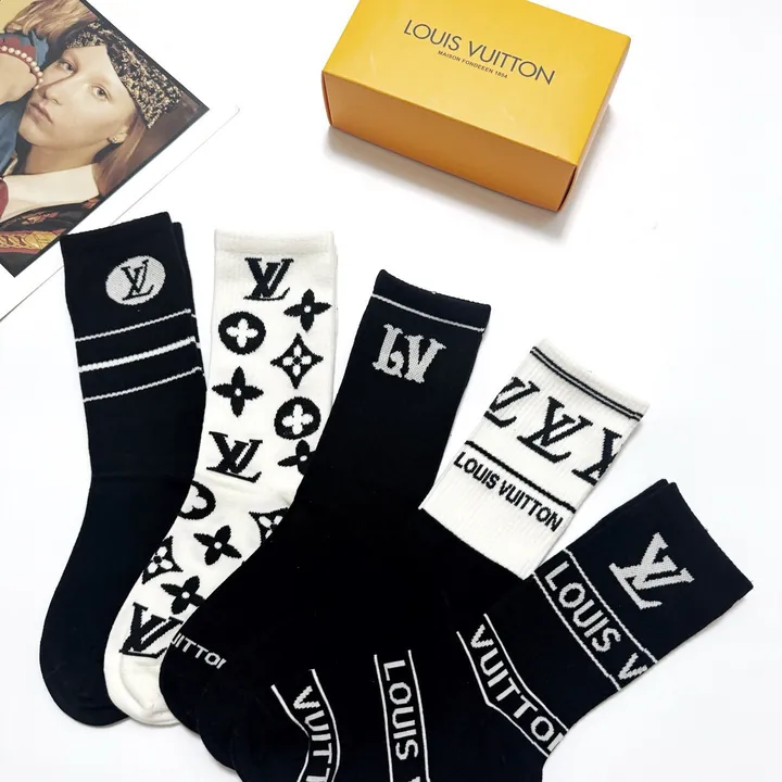 スーパーコピー ルイヴィトン 靴下