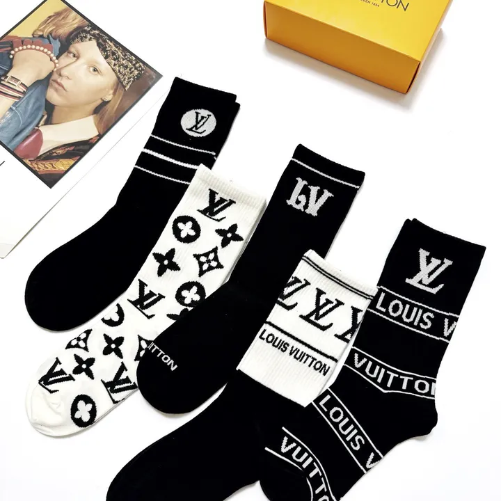スーパーコピー ルイヴィトン 靴下