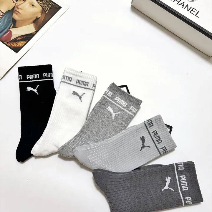 スーパーコピー プーマ 靴下