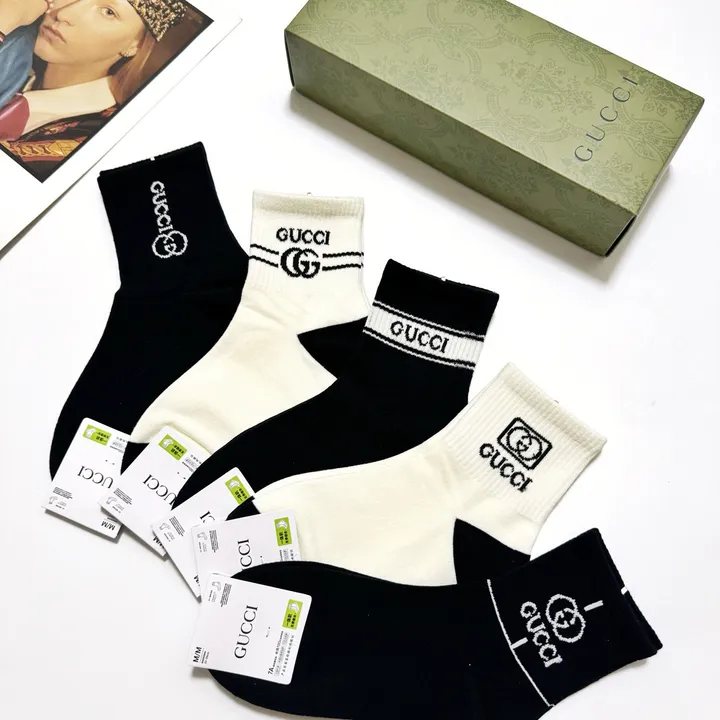 スーパーコピー グッチ 靴下