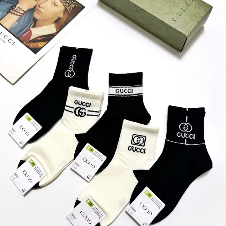 スーパーコピー グッチ 靴下