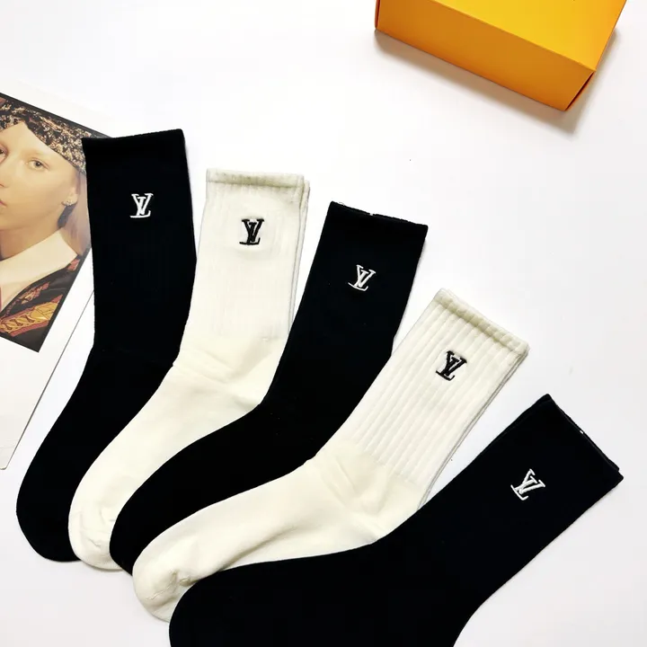 スーパーコピー ルイヴィトン 靴下