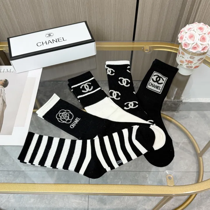 スーパーコピー シャネル 靴下