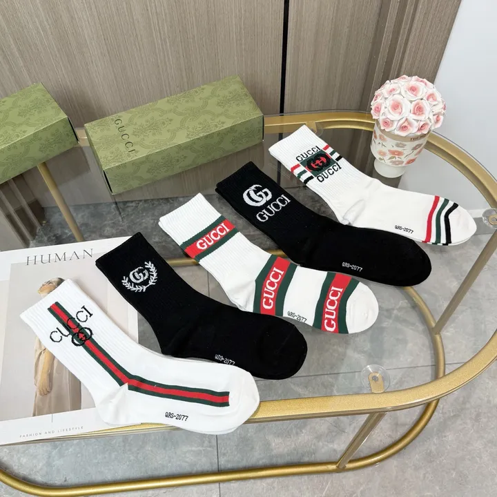 スーパーコピー グッチ 靴下