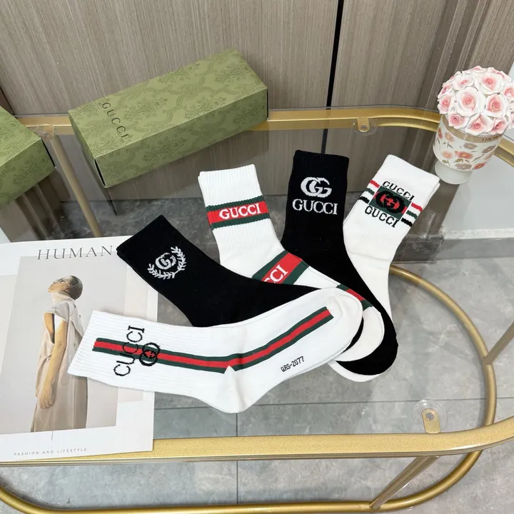 スーパーコピー グッチ 靴下
