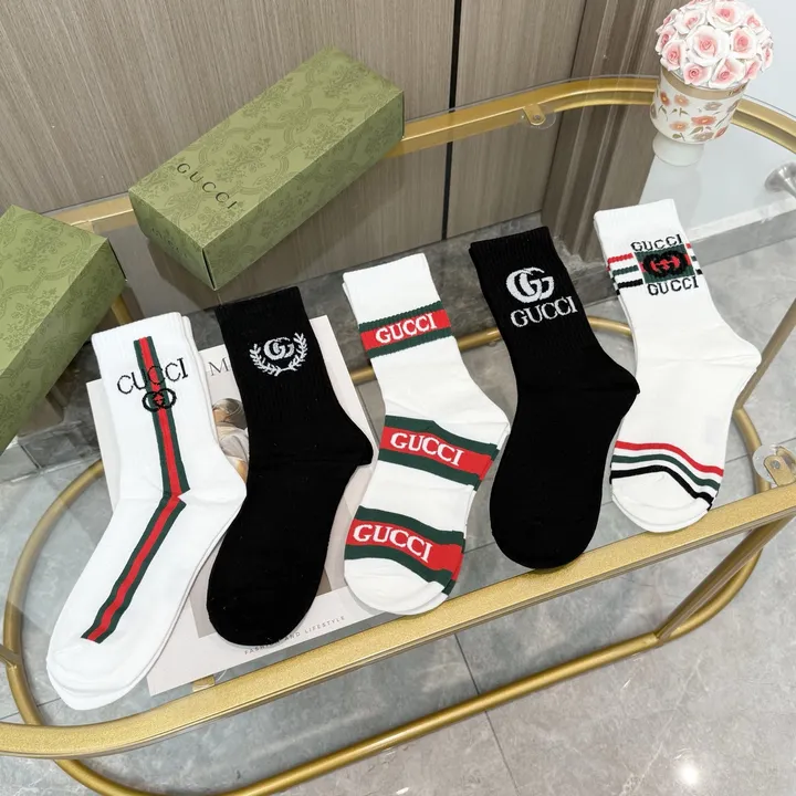 スーパーコピー グッチ 靴下