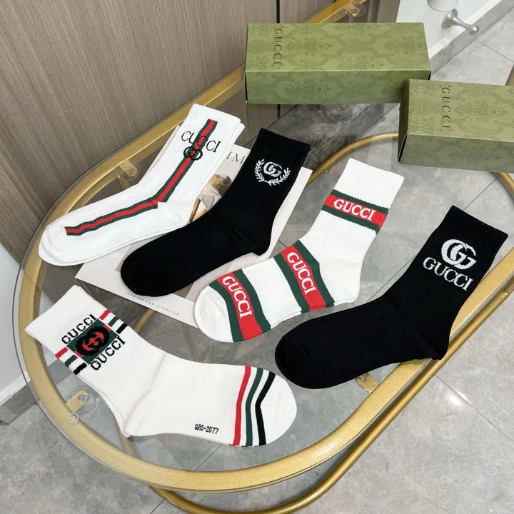 スーパーコピー グッチ 靴下
