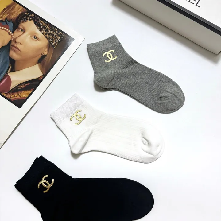 スーパーコピー シャネル 靴下