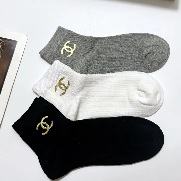 スーパーコピー シャネル 靴下