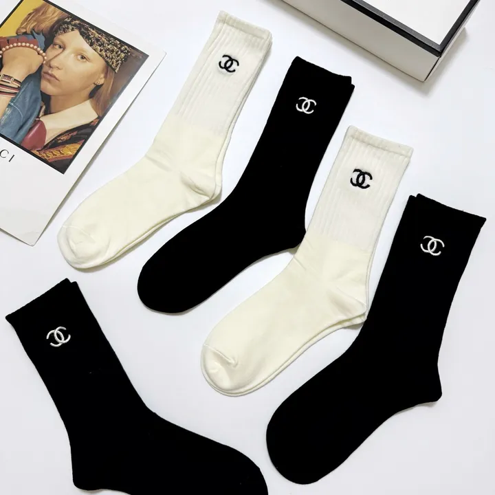 スーパーコピー シャネル 靴下