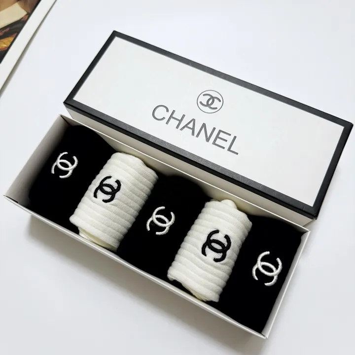 スーパーコピー シャネル 靴下