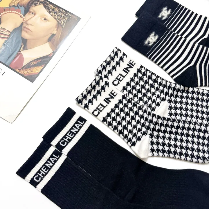 スーパーコピー シャネル 靴下