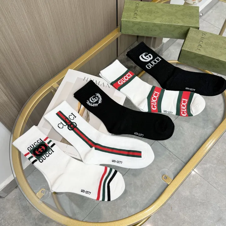 スーパーコピー グッチ 靴下