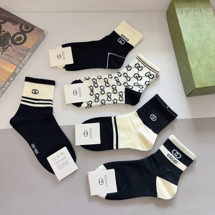 スーパーコピー グッチ 靴下
