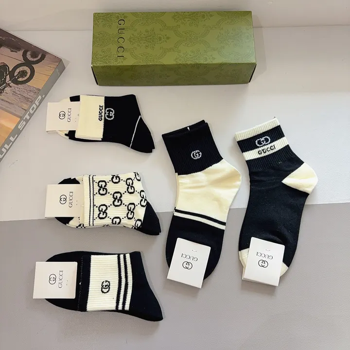 スーパーコピー グッチ 靴下