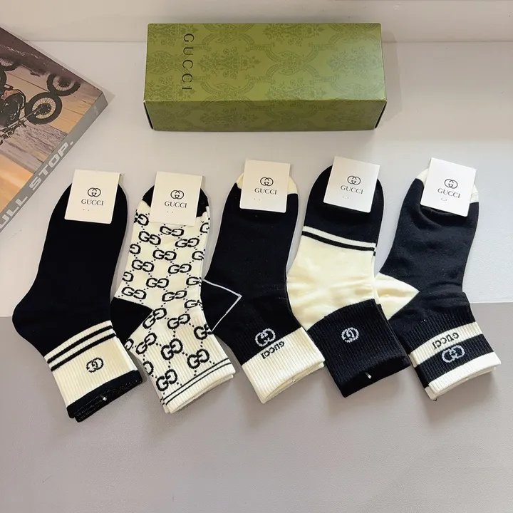 スーパーコピー グッチ 靴下