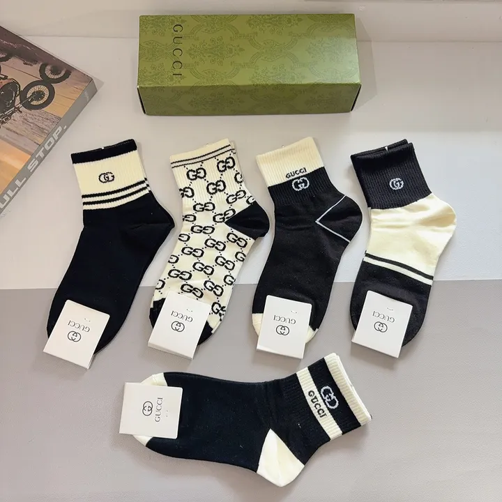スーパーコピー グッチ 靴下