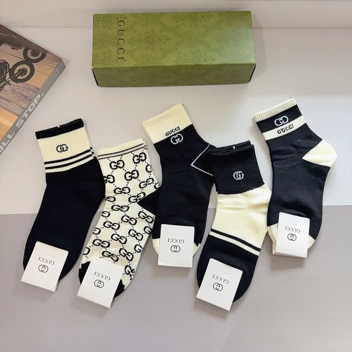 スーパーコピー グッチ 靴下