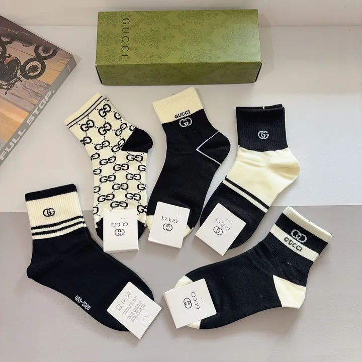 スーパーコピー グッチ 靴下