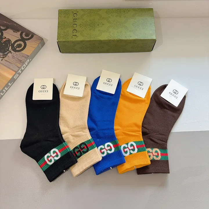 スーパーコピー グッチ 靴下