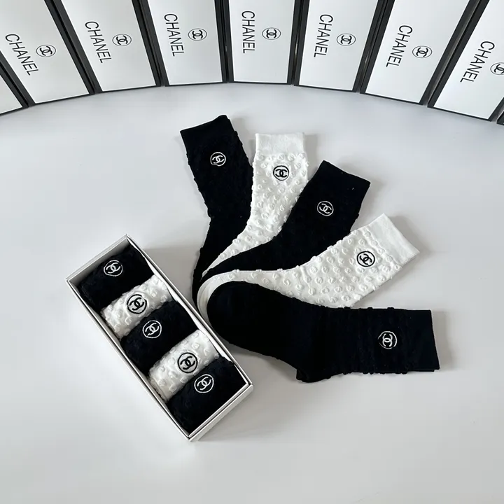 スーパーコピー シャネル 靴下