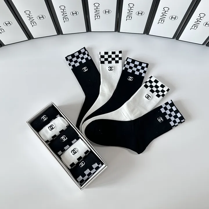 スーパーコピー シャネル 靴下