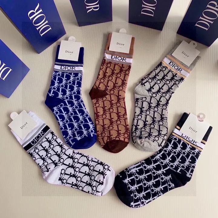 スーパーコピー ディオール 靴下