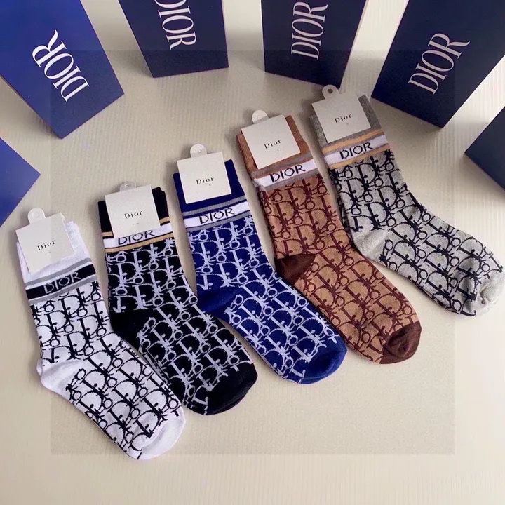 スーパーコピー ディオール 靴下