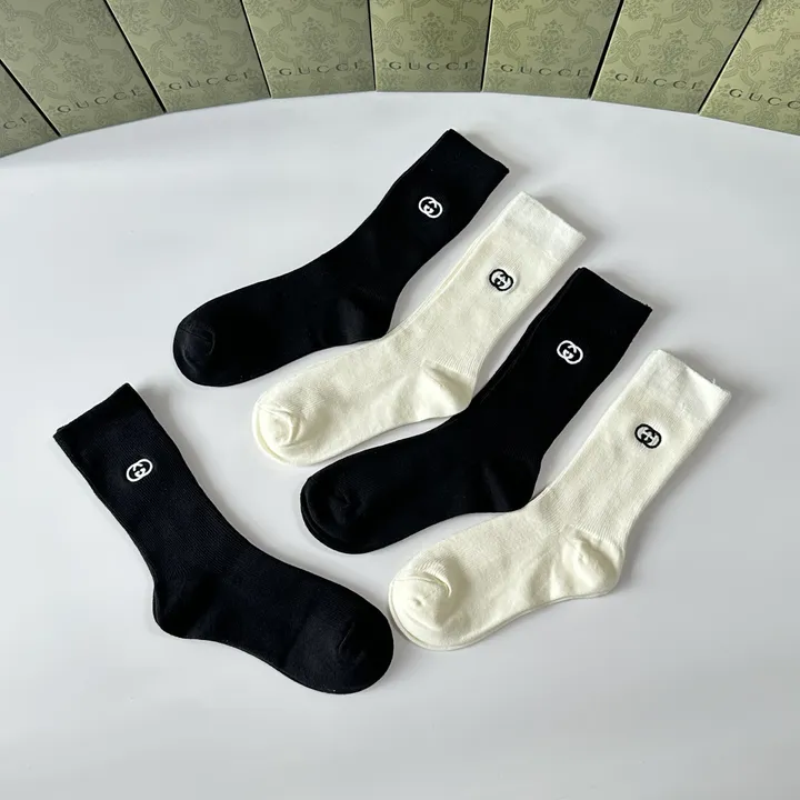 スーパーコピー グッチ 靴下