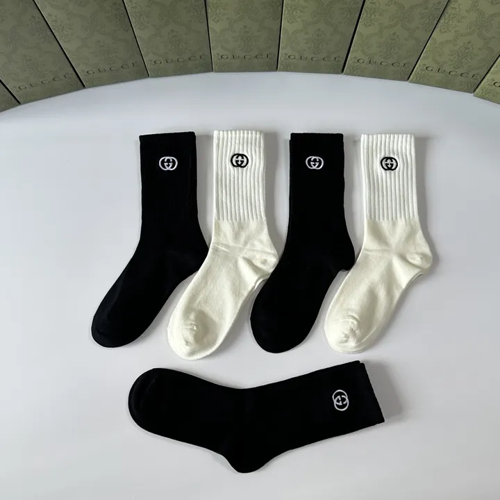 スーパーコピー グッチ 靴下