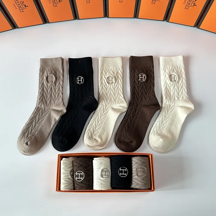 スーパーコピー シャネル 靴下