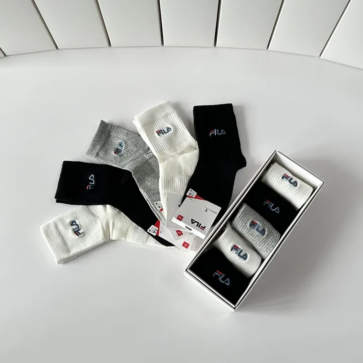 スーパーコピー アディダス 靴下