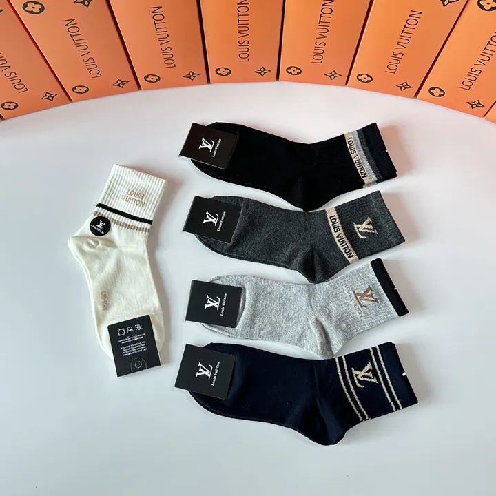 スーパーコピー バレンシアガ 靴下