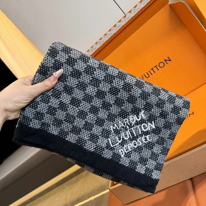 スーパーコピー ルイヴィトン 靴下