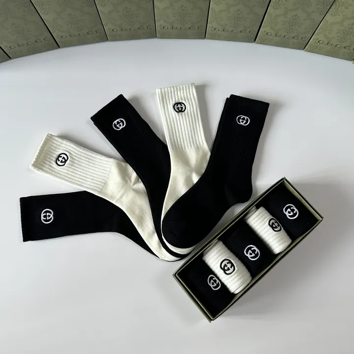 スーパーコピー グッチ 靴下
