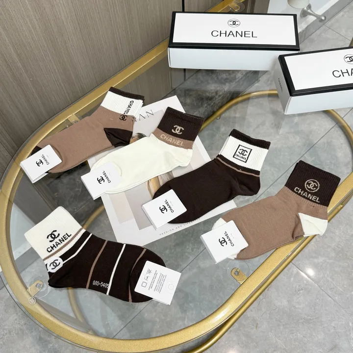 スーパーコピー シャネル 靴下