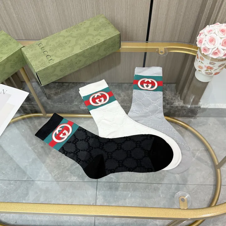 スーパーコピー グッチ 靴下