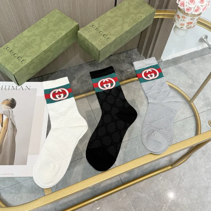 スーパーコピー グッチ 靴下
