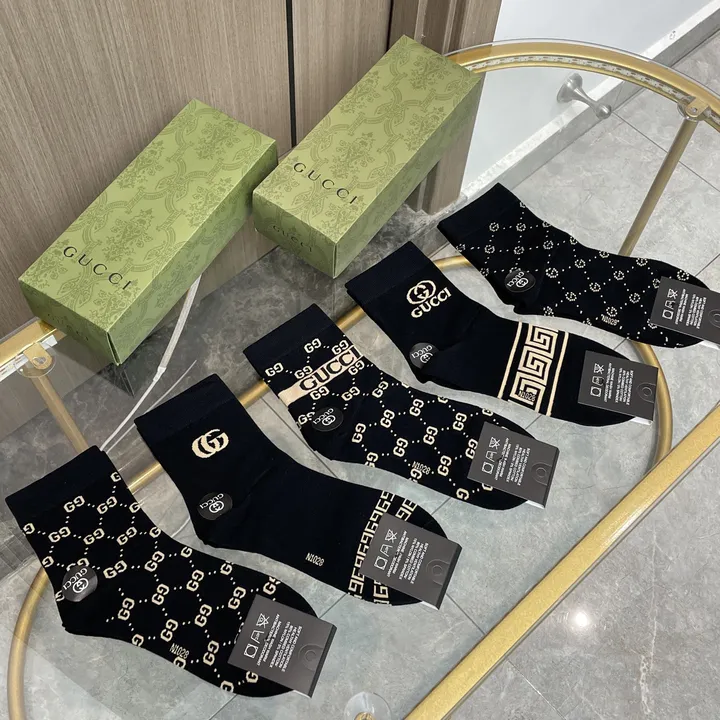 スーパーコピー グッチ 靴下
