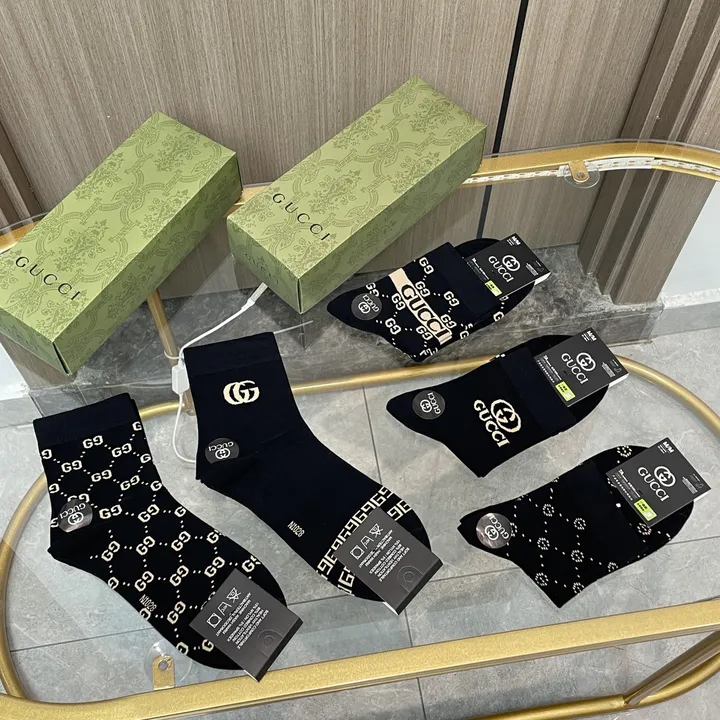 スーパーコピー グッチ 靴下