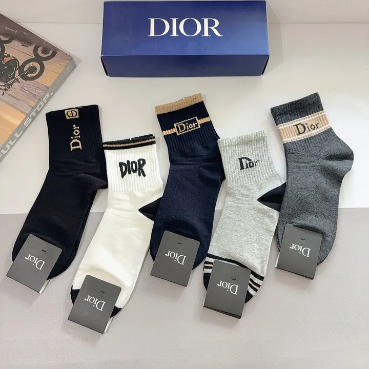 スーパーコピー ディオール 靴下