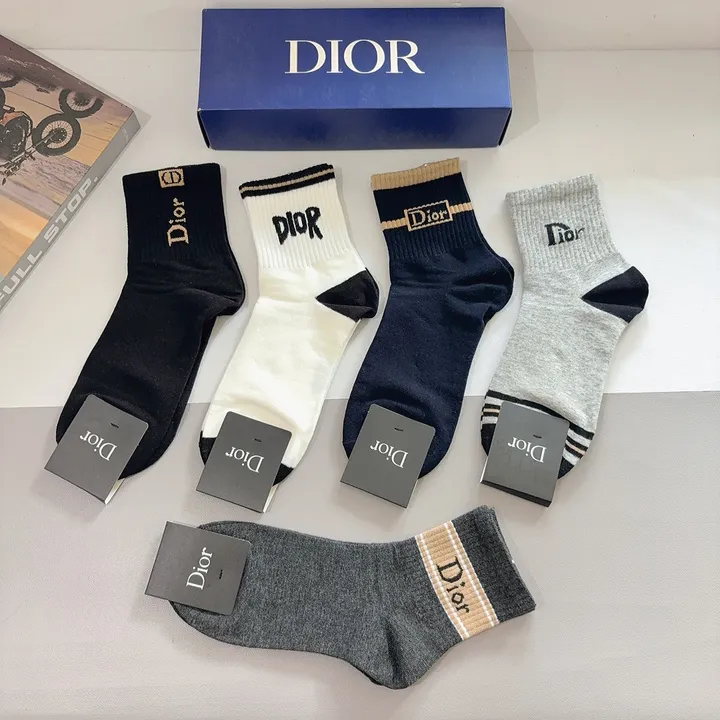 スーパーコピー ディオール 靴下