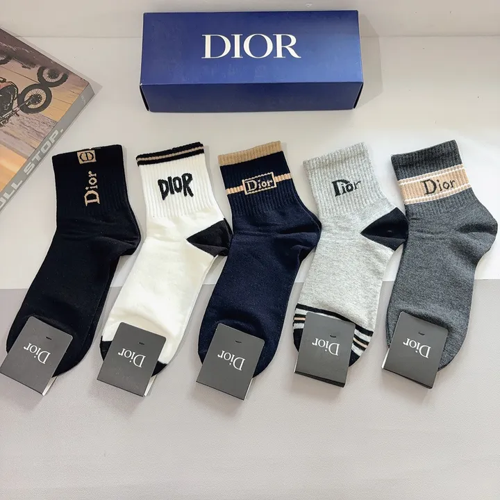 スーパーコピー ディオール 靴下