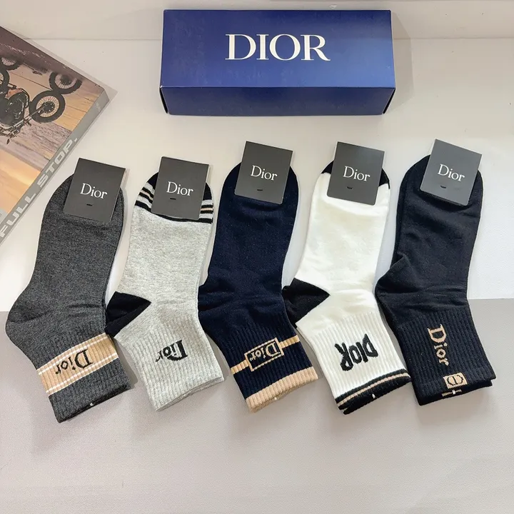 スーパーコピー ディオール 靴下