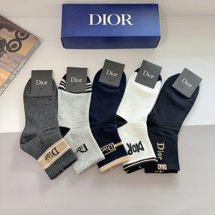 スーパーコピー ディオール 靴下