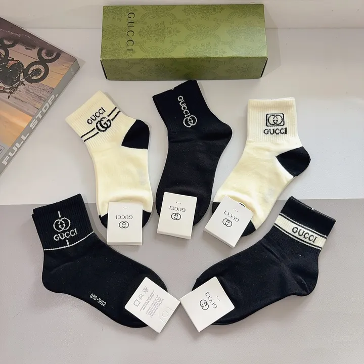 スーパーコピー グッチ 靴下