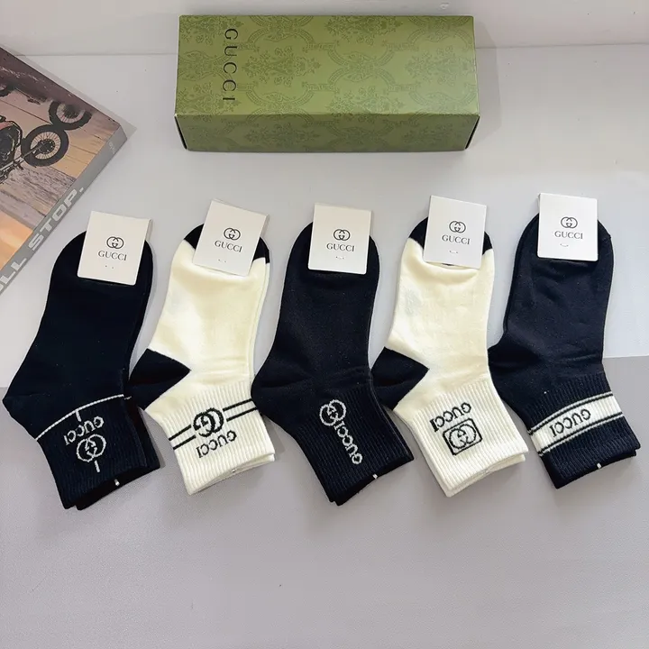 スーパーコピー グッチ 靴下