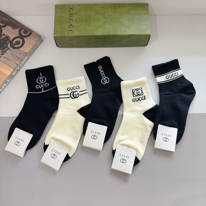 スーパーコピー グッチ 靴下