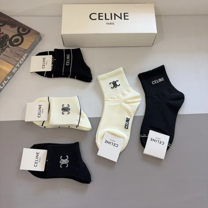 スーパーコピー ディオール 靴下