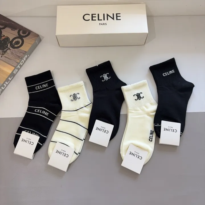 スーパーコピー ディオール 靴下